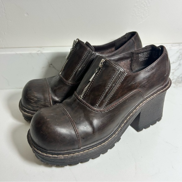 LOWER EAST SIDE Shoes - Vintage 90s Y2K Chunky Brown Platform Heels Clogs Womens Size 11 Lower East Side